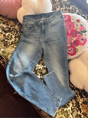 Judy Blue Women's Light Blue Skinny Jeans